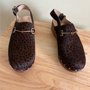 Sam Edelman Brown Leopard Print Mules